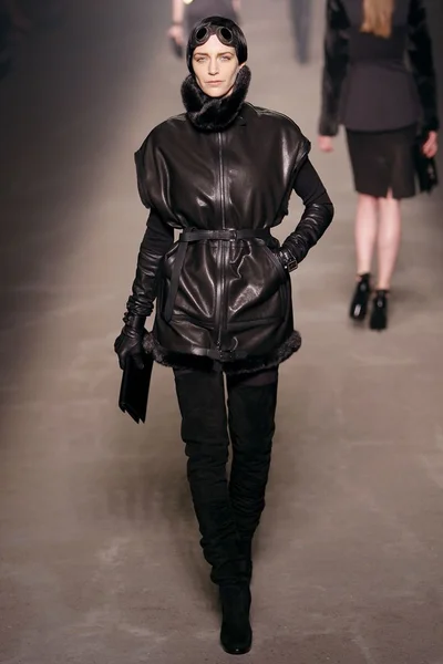 Look 23